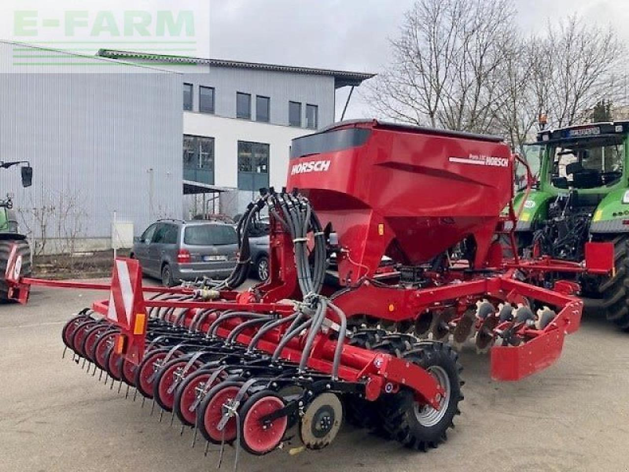 Horsch pronto 3 dc m21 - Szemenkénti vetőgép: 2 kép. Horsch pronto 3 dc m21 - Szemenkénti vetőgép: 2 kép.