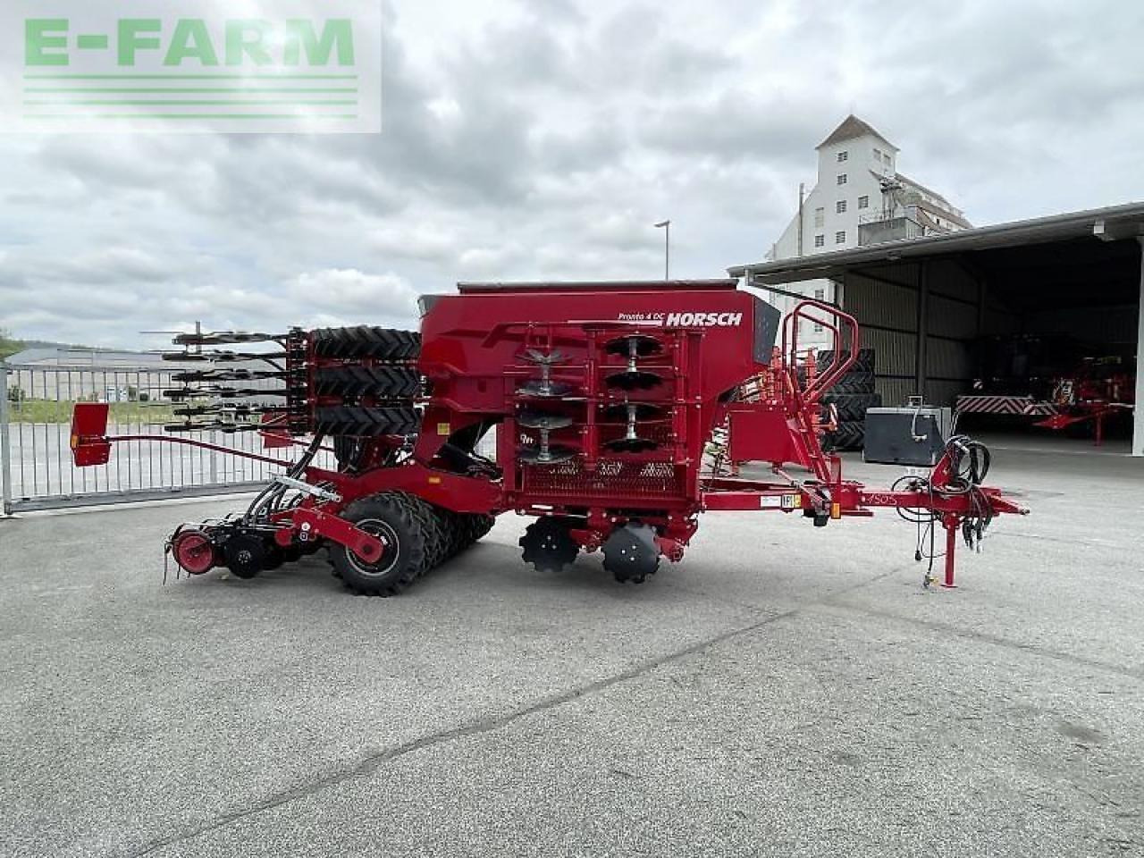 Horsch pronto 4 dc - Szemenkénti vetőgép: 4 kép. Horsch pronto 4 dc - Szemenkénti vetőgép: 4 kép.
