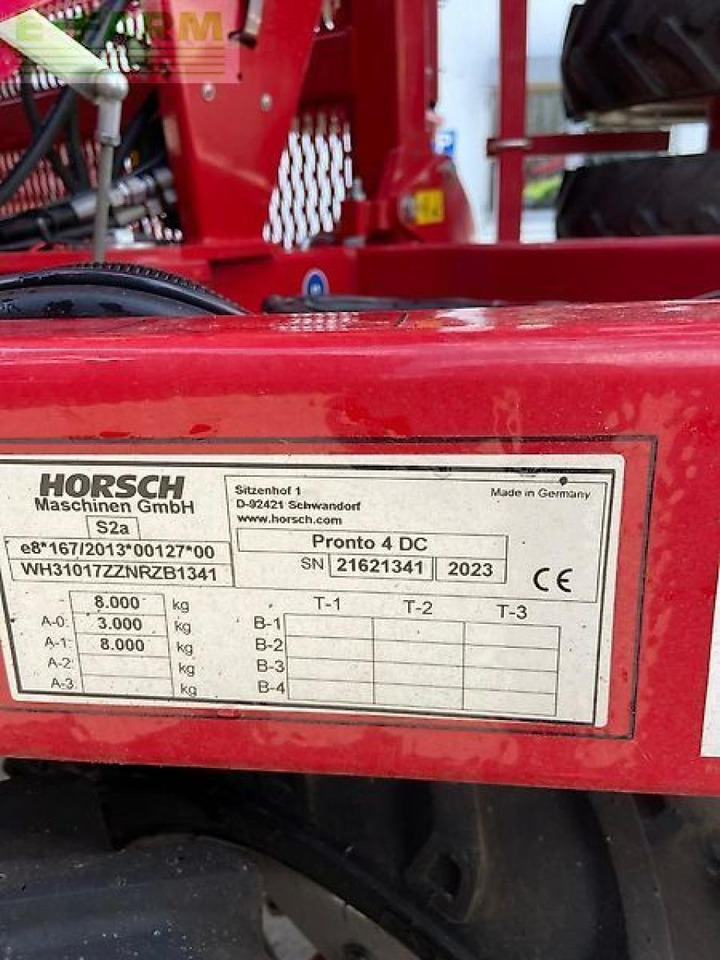 Horsch pronto 4 dc - Szemenkénti vetőgép: 4 kép. Horsch pronto 4 dc - Szemenkénti vetőgép: 4 kép.