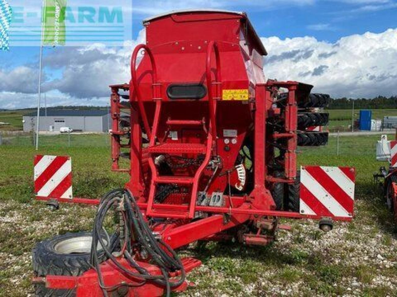 Horsch pronto 4 dc - Szemenkénti vetőgép: 4 kép. Horsch pronto 4 dc - Szemenkénti vetőgép: 4 kép.