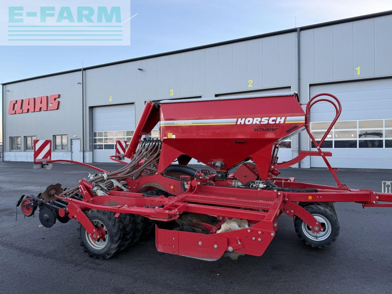 Horsch pronto 4 dc - vollausstattung - Szemenkénti vetőgép: 3 kép. Horsch pronto 4 dc - vollausstattung - Szemenkénti vetőgép: 3 kép.