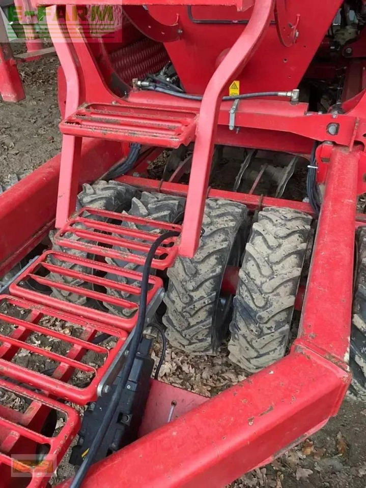 Horsch pronto 6 dc - Szemenkénti vetőgép: 5 kép. Horsch pronto 6 dc - Szemenkénti vetőgép: 5 kép.