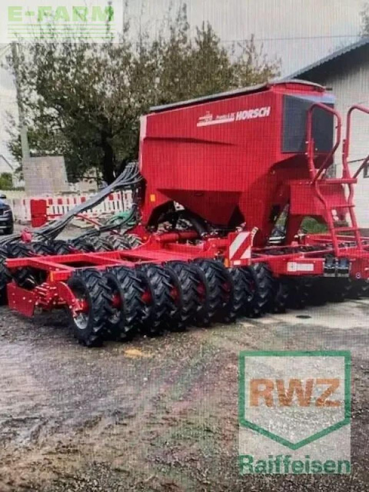 Horsch pronto 6 dc - Kombinált vetőgép: 4 kép. Horsch pronto 6 dc - Kombinált vetőgép: 4 kép.