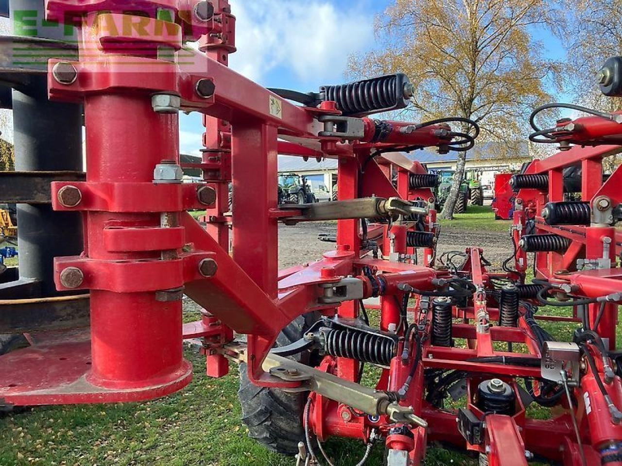 Kultivátor Horsch terrano 5 fm: 15 kép. Kultivátor Horsch terrano 5 fm: 15 kép.