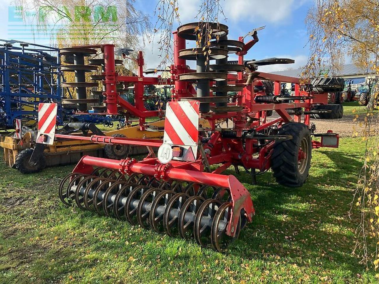 Kultivátor Horsch terrano 5 fm: 11 kép. Kultivátor Horsch terrano 5 fm: 11 kép.