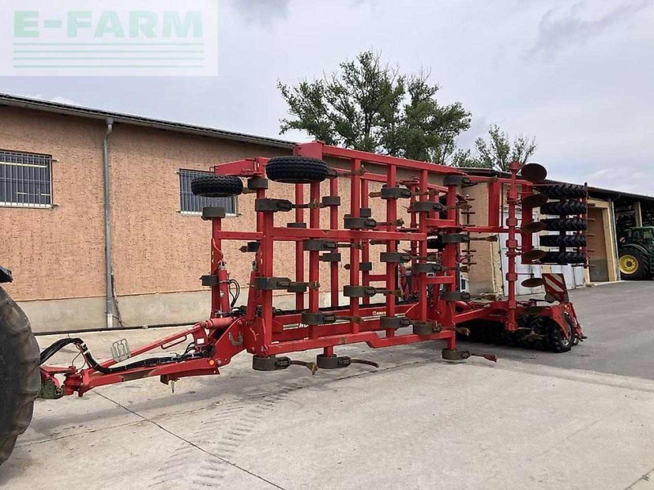 Horsch tiger 6 xl - Kultivátor: 2 kép. Horsch tiger 6 xl - Kultivátor: 2 kép.