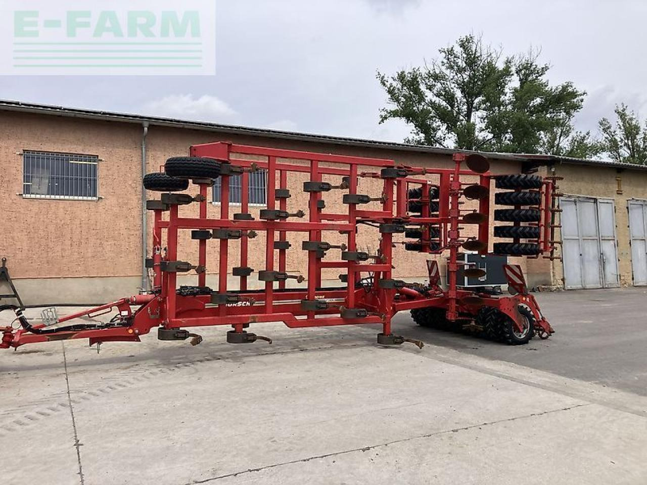 Horsch tiger 6 xl - Kultivátor: 1 kép. Horsch tiger 6 xl - Kultivátor: 1 kép.