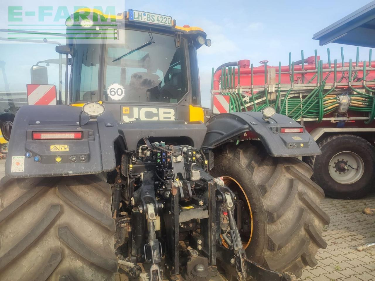 JCB 4220 fastrac - Traktor: 5 kép. JCB 4220 fastrac - Traktor: 5 kép.