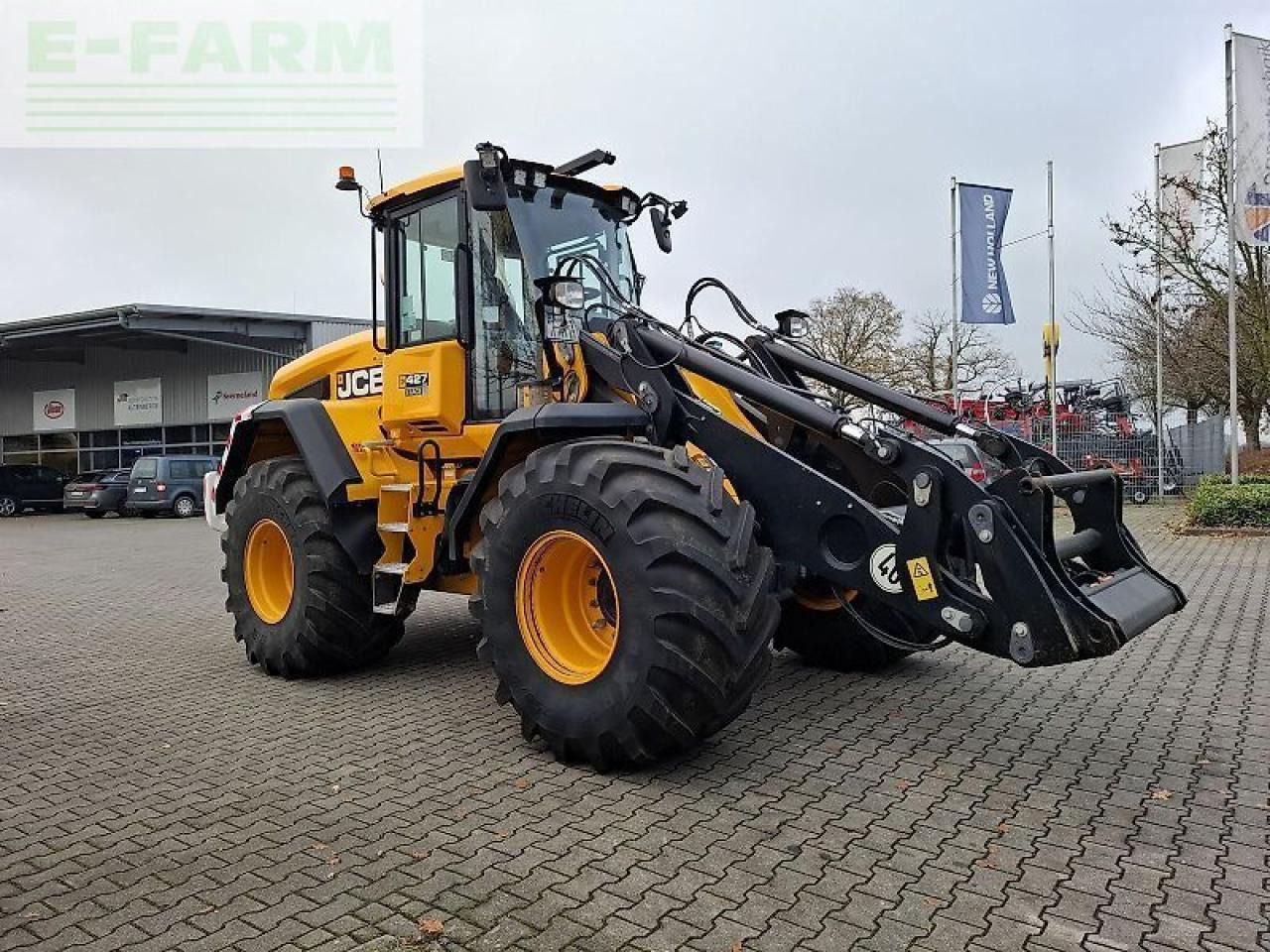 JCB 427 agri - Minikotró: 4 kép. JCB 427 agri - Minikotró: 4 kép.