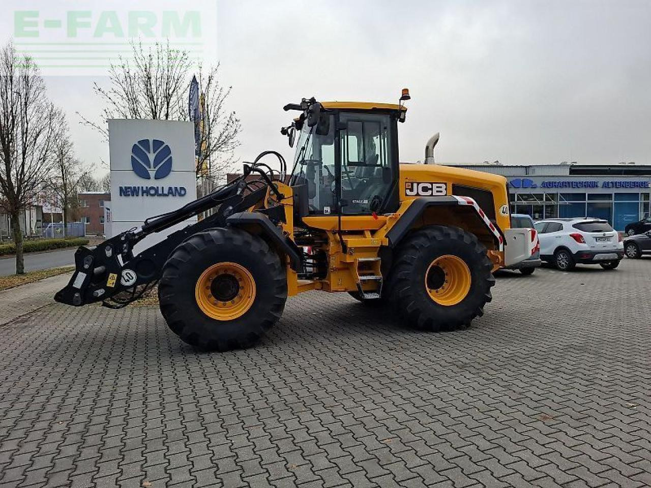 JCB 427 agri - Minikotró: 1 kép. JCB 427 agri - Minikotró: 1 kép.