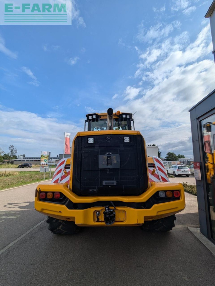 JCB 435 S HighLift - Minikotró: 4 kép. JCB 435 S HighLift - Minikotró: 4 kép.