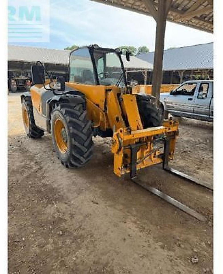 JCB 531-70 - Teleszkópos rakodó: 3 kép. JCB 531-70 - Teleszkópos rakodó: 3 kép.