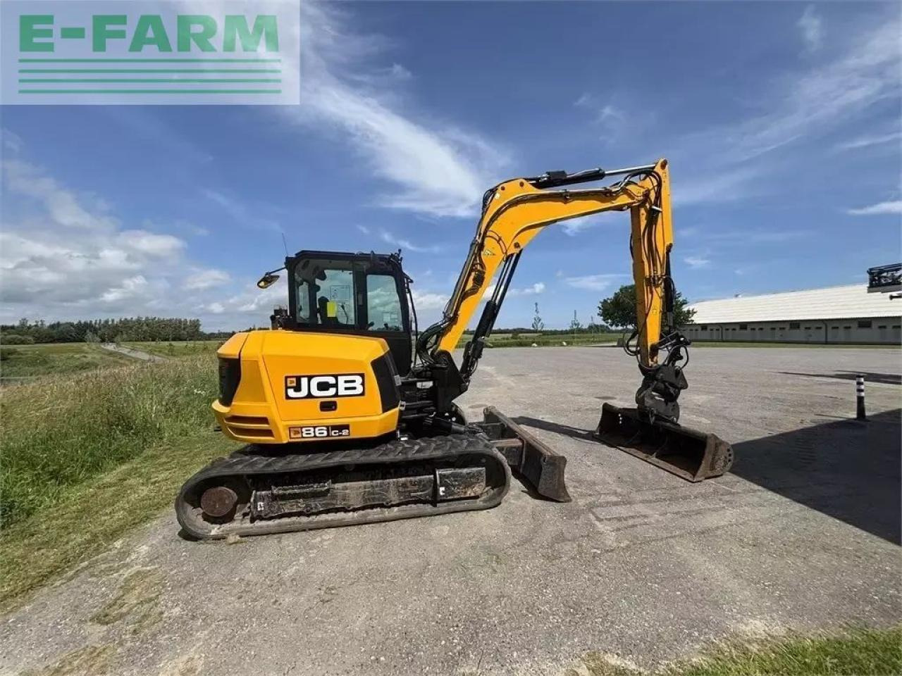 JCB 86 c-2 - Minikotró: 3 kép. JCB 86 c-2 - Minikotró: 3 kép.