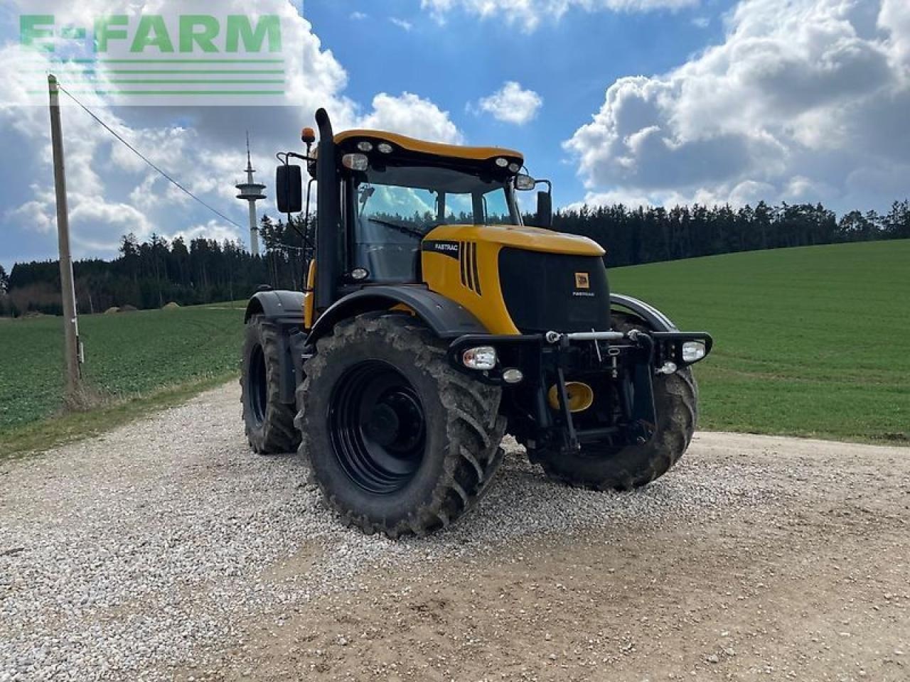 JCB fastrac 3230 xtrac - Traktor: 3 kép. JCB fastrac 3230 xtrac - Traktor: 3 kép.