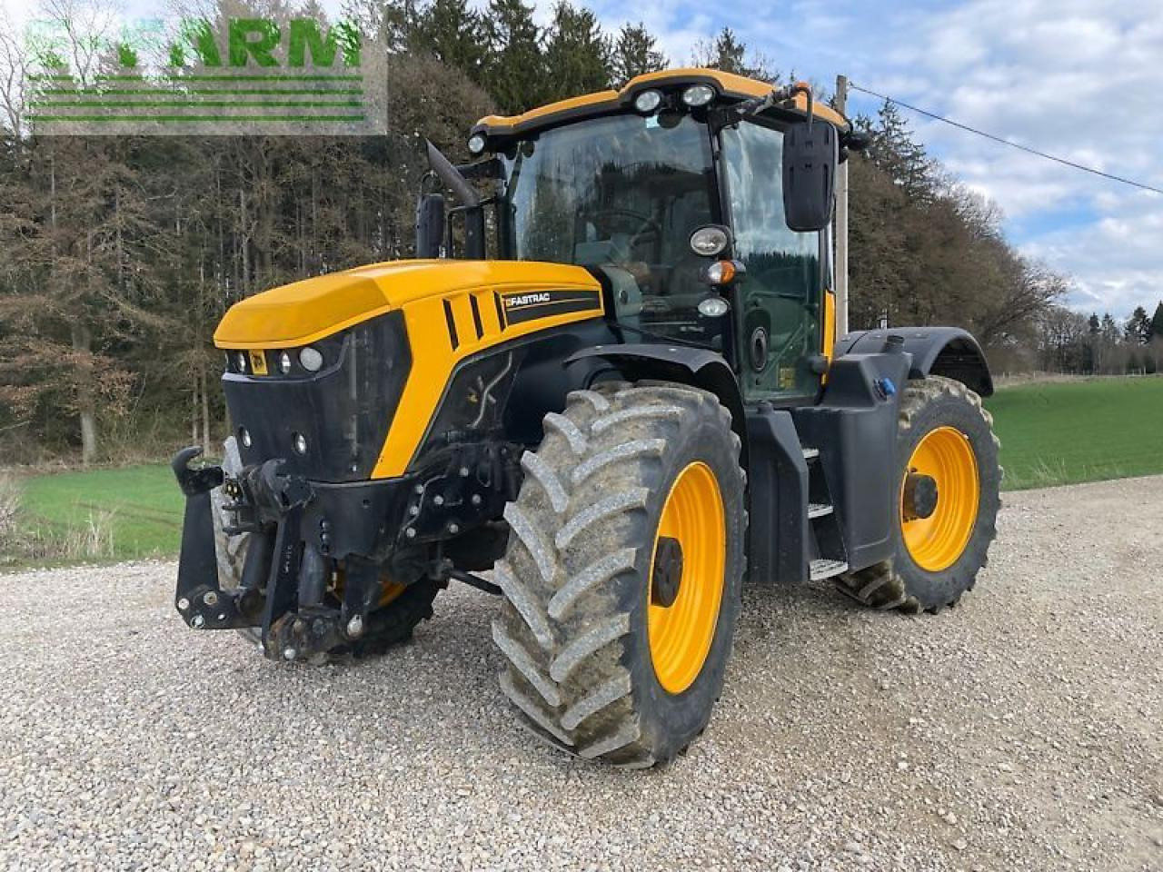JCB fastrac 4190 - Traktor: 2 kép. JCB fastrac 4190 - Traktor: 2 kép.