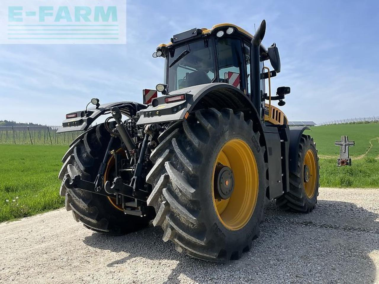 JCB fastrac 8330 icon - Traktor: 5 kép. JCB fastrac 8330 icon - Traktor: 5 kép.