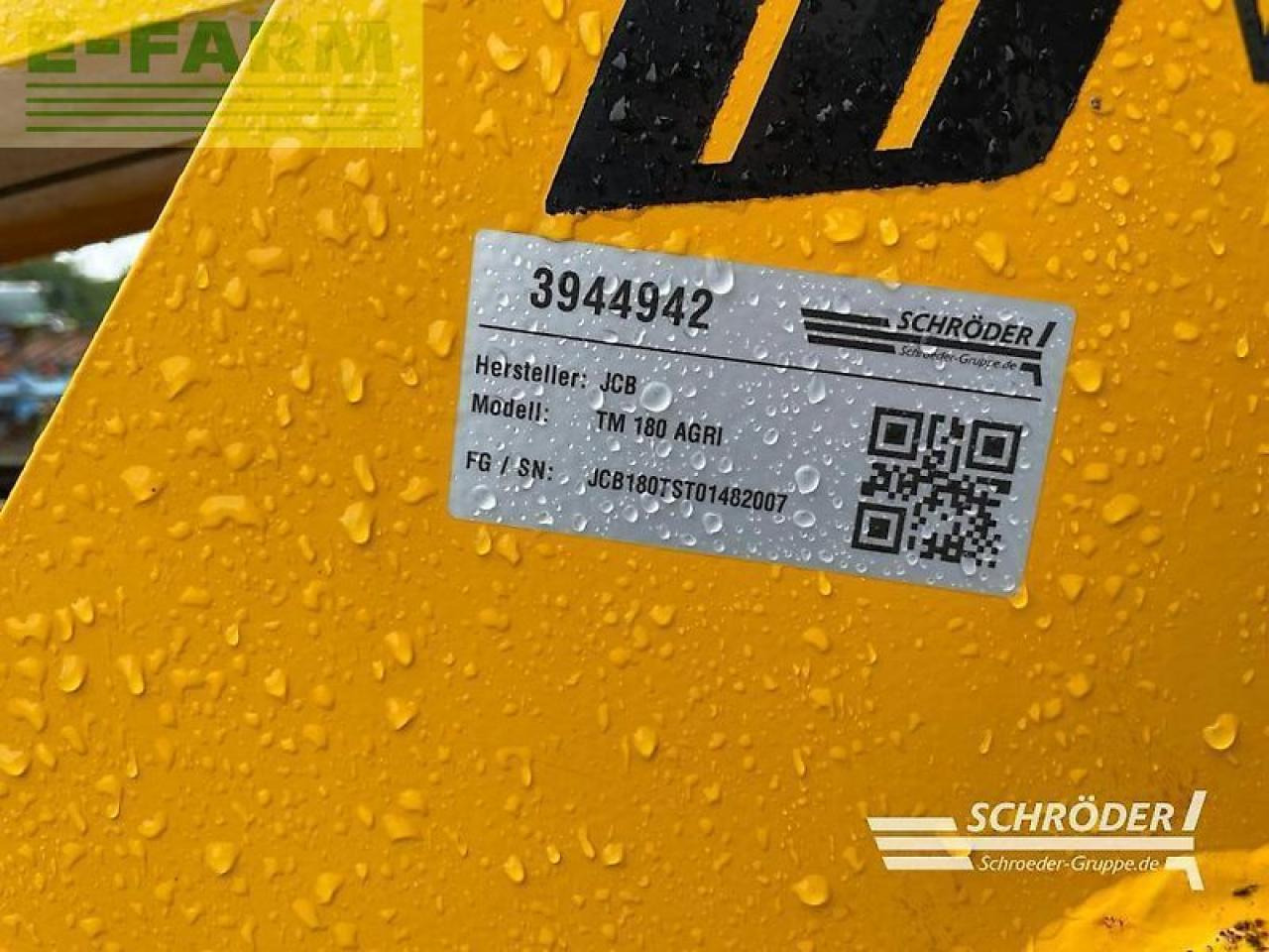 Gumikerekes homlokrakodó JCB tm 180 agri: 12 kép.
