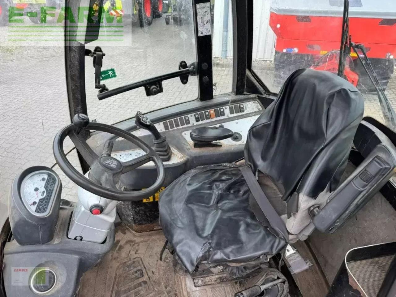 JCB tm 220 agri tele - Minikotró: 5 kép. JCB tm 220 agri tele - Minikotró: 5 kép.