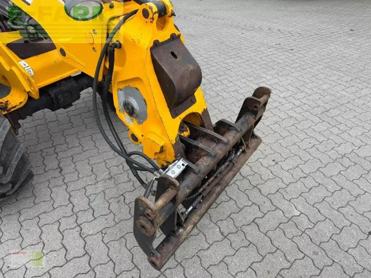 JCB tm 220 agri tele - Minikotró: 3 kép. JCB tm 220 agri tele - Minikotró: 3 kép.