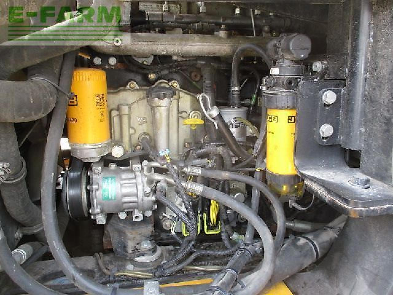 JCB tm 310 - Teleszkópos rakodó: 5 kép. JCB tm 310 - Teleszkópos rakodó: 5 kép.