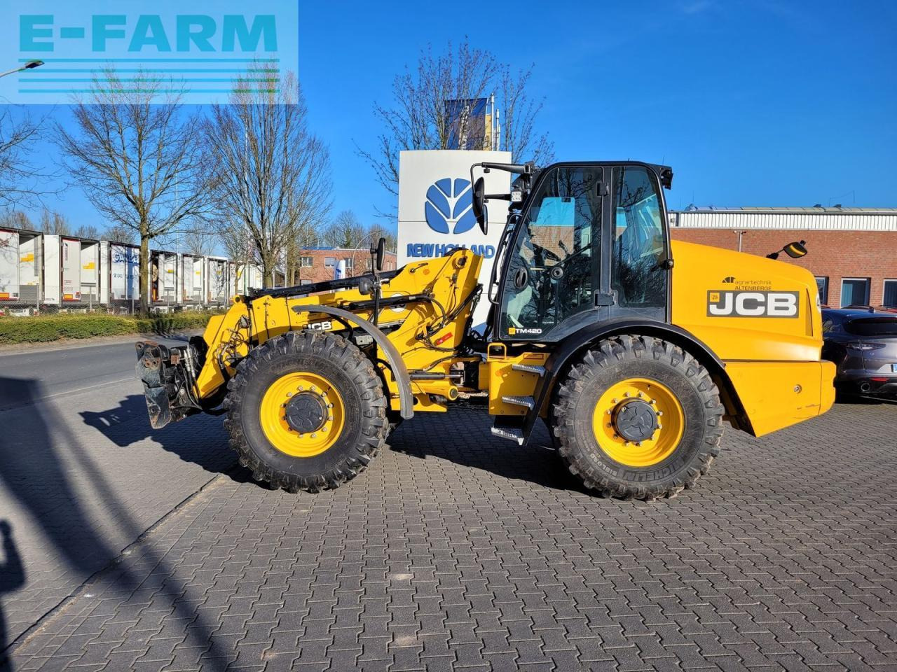 JCB tm 420 teleskopradlader - Teleszkópos rakodó: 2 kép. JCB tm 420 teleskopradlader - Teleszkópos rakodó: 2 kép.