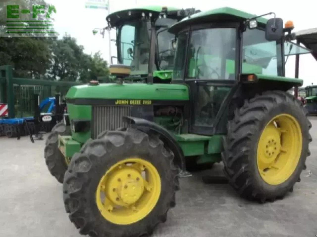 John Deere 2850 - Traktor: 1 kép. John Deere 2850 - Traktor: 1 kép.