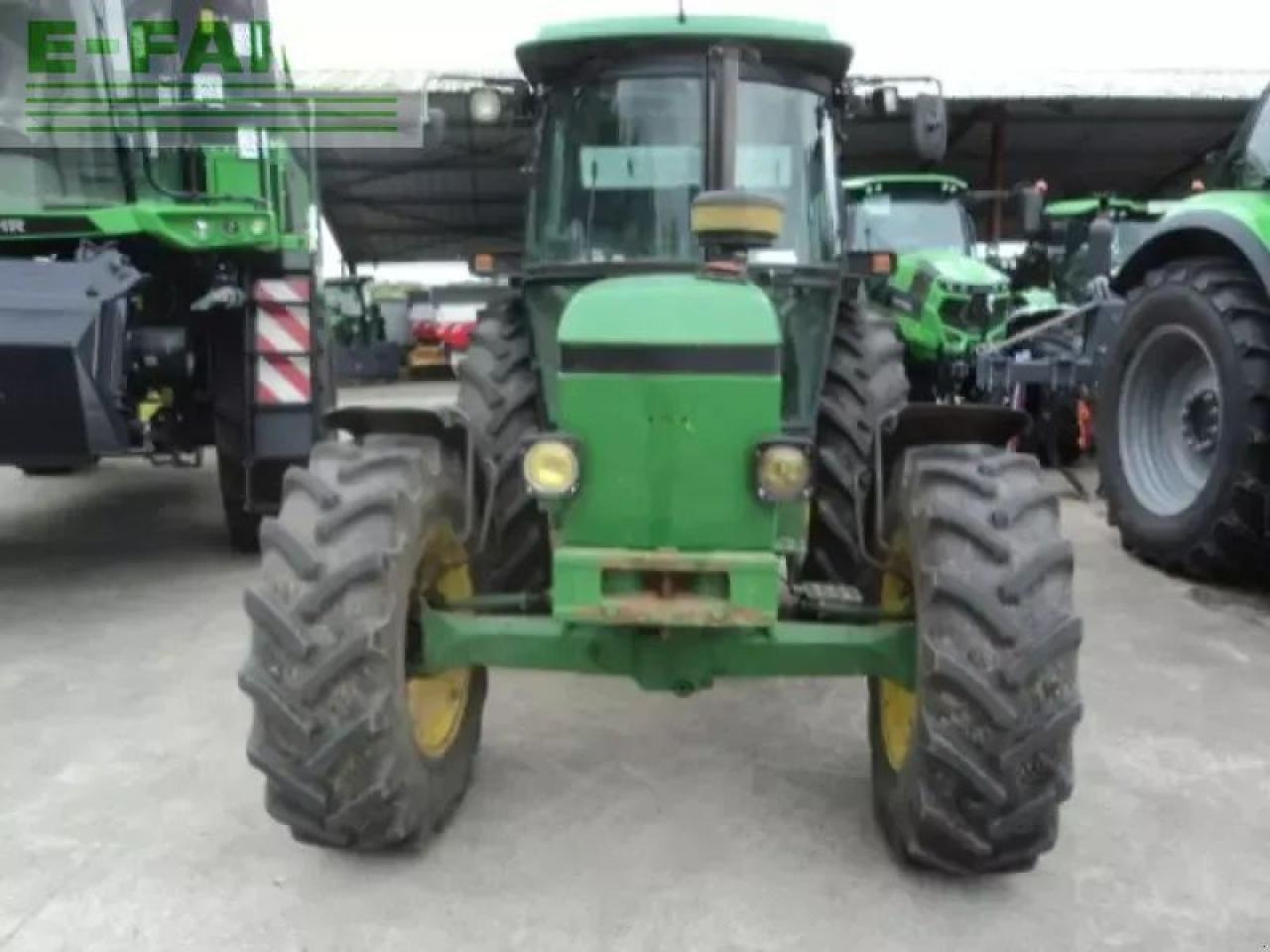 John Deere 2850 - Traktor: 4 kép. John Deere 2850 - Traktor: 4 kép.