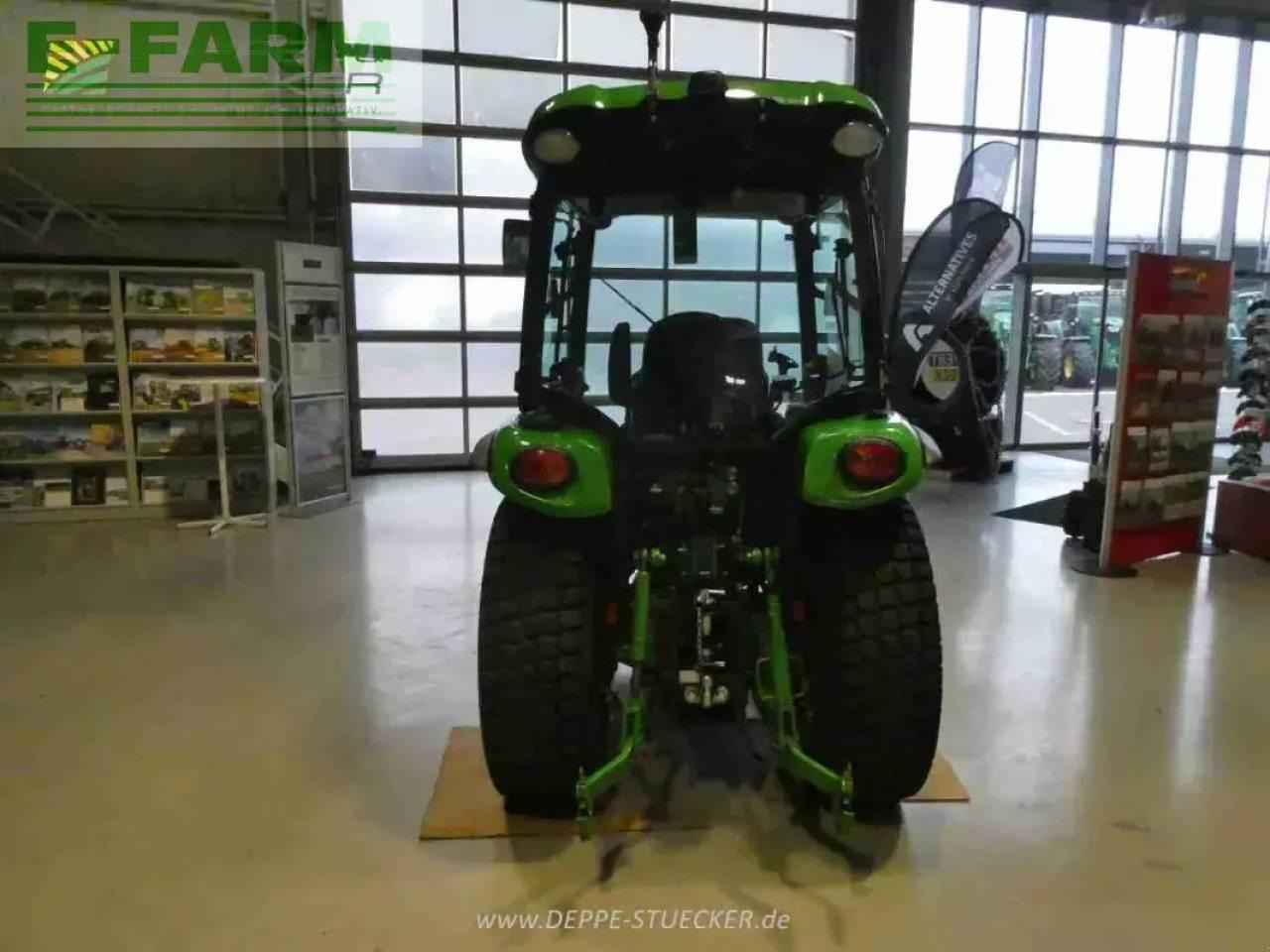 John Deere 3039r - Traktor: 4 kép. John Deere 3039r - Traktor: 4 kép.