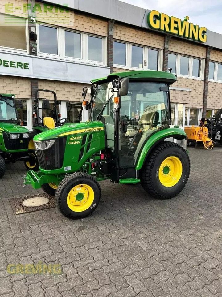 John Deere 3046r - Traktor: 1 kép. John Deere 3046r - Traktor: 1 kép.