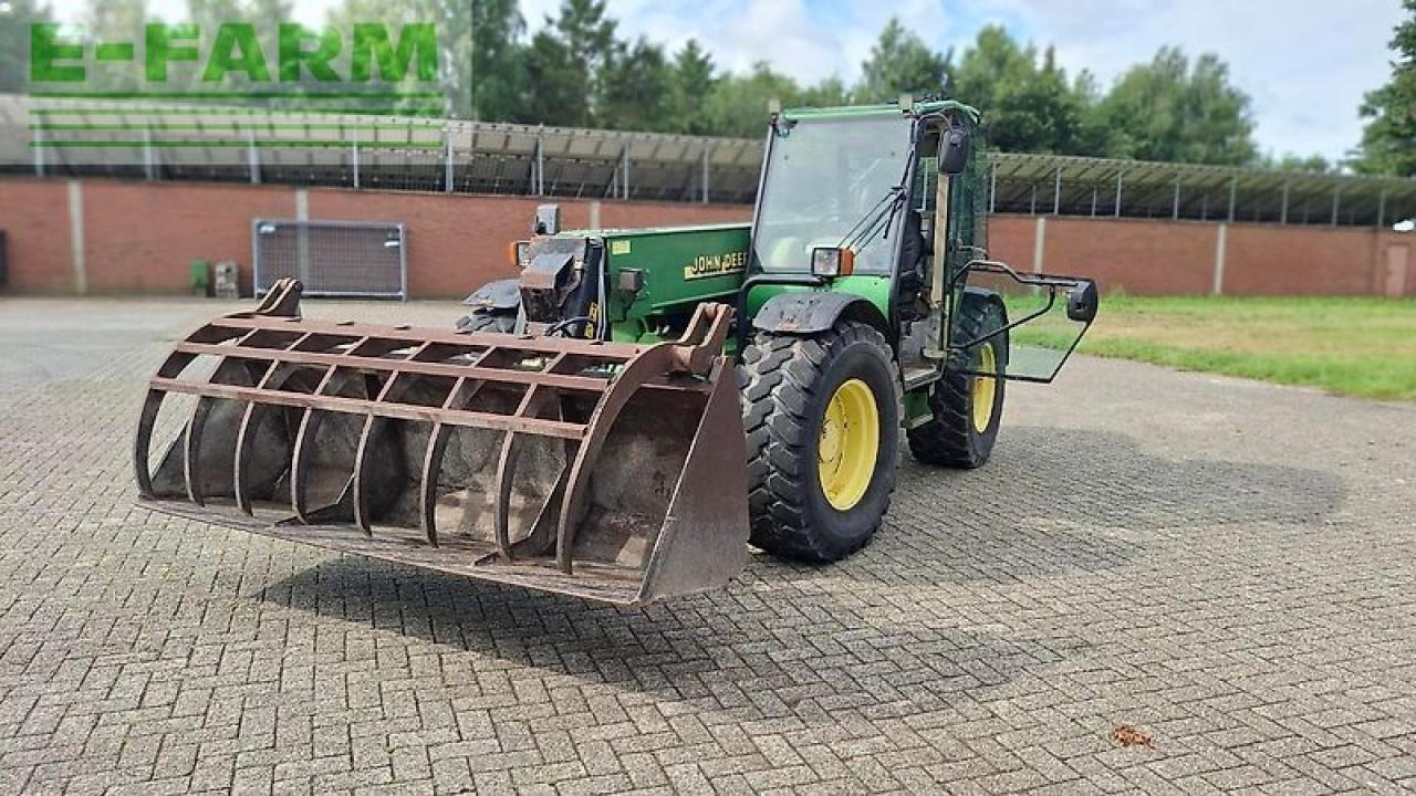 John Deere 3400 - Teleszkópos rakodó: 1 kép. John Deere 3400 - Teleszkópos rakodó: 1 kép.