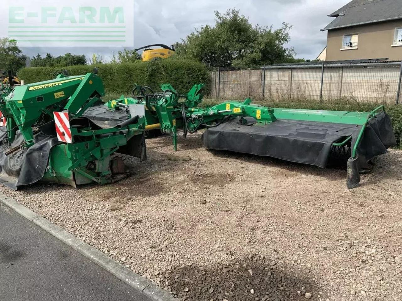 John Deere 388 - Fűkasza: 1 kép. John Deere 388 - Fűkasza: 1 kép.