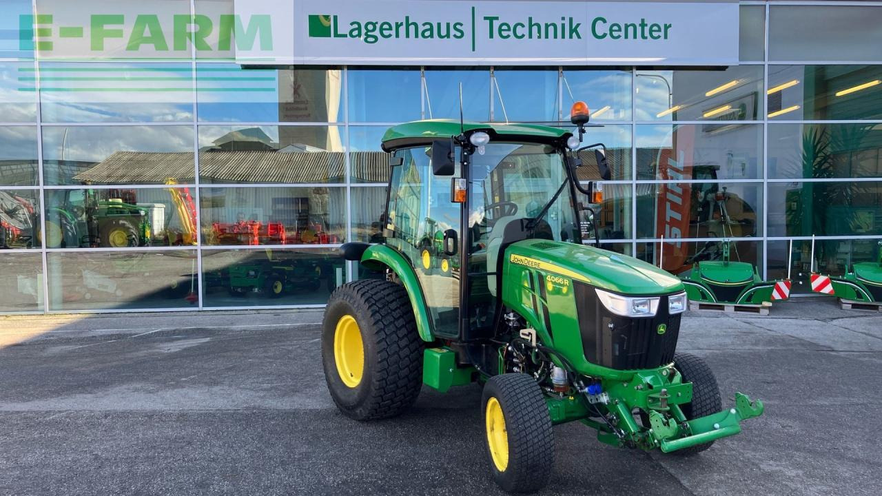 John Deere 4066R - Traktor: 4 kép. John Deere 4066R - Traktor: 4 kép.