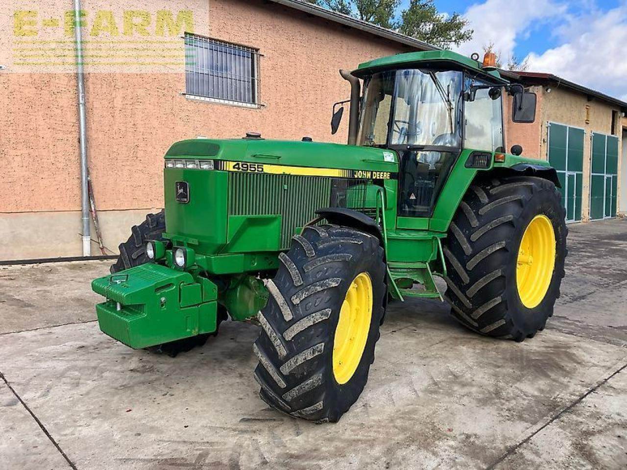 John Deere 4955 - Traktor: 4 kép. John Deere 4955 - Traktor: 4 kép.