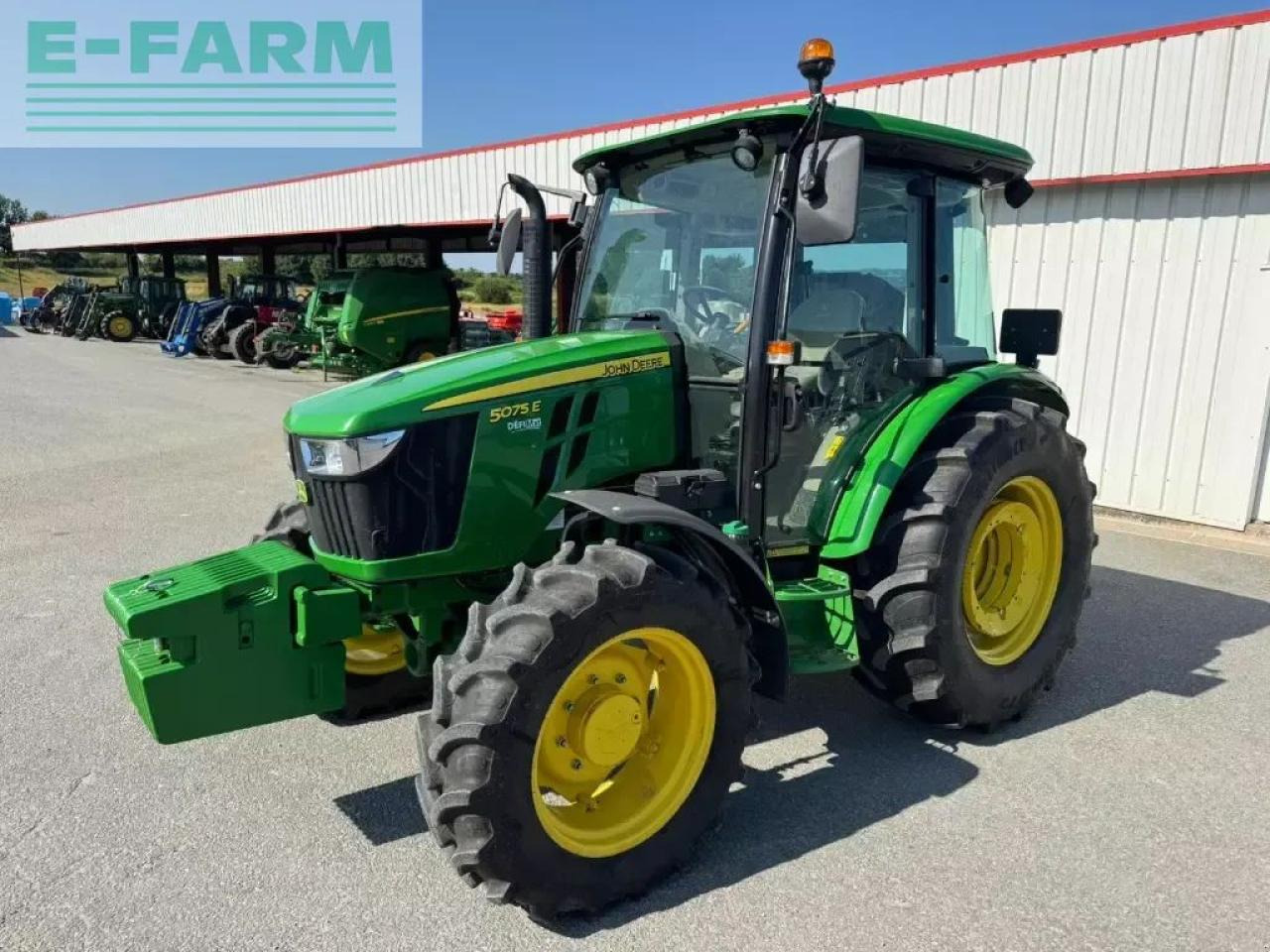 John Deere 5075 e power reverser 24/12 - Traktor: 2 kép. John Deere 5075 e power reverser 24/12 - Traktor: 2 kép.