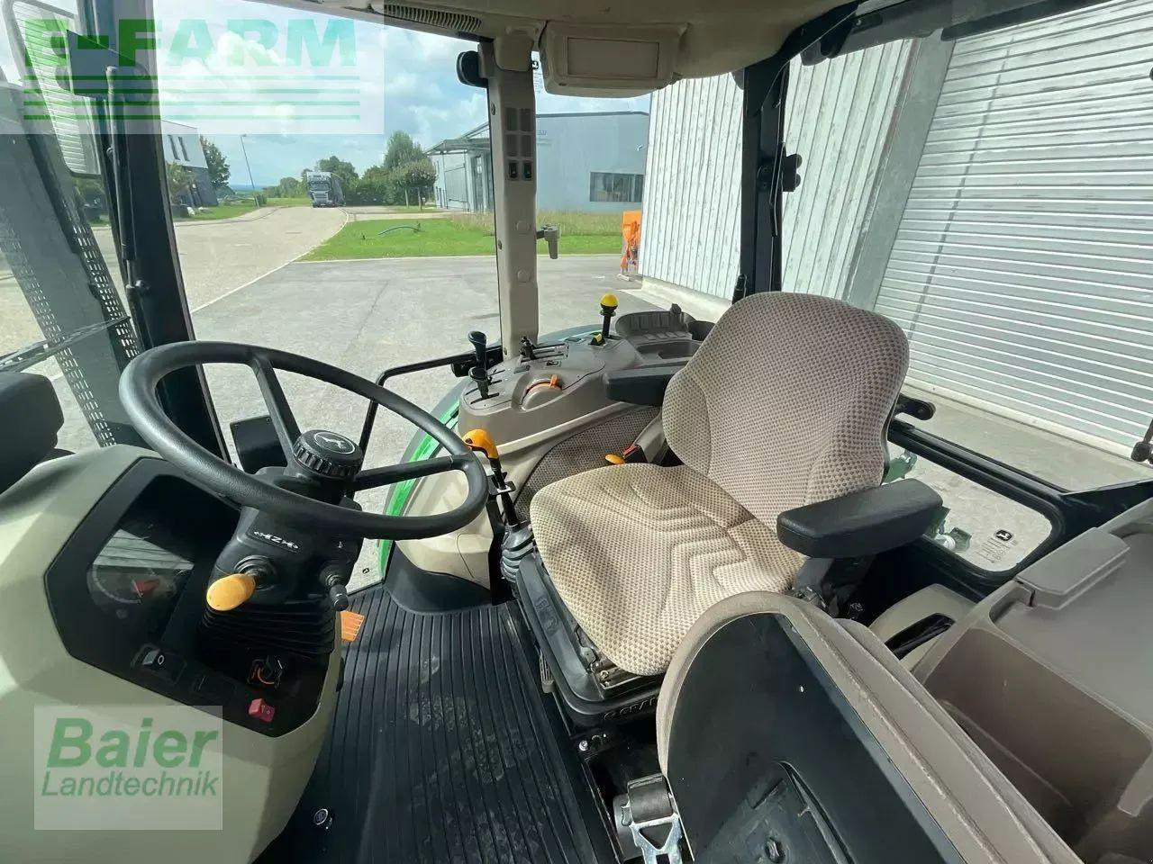 John Deere 5075 m - Traktor: 5 kép. John Deere 5075 m - Traktor: 5 kép.