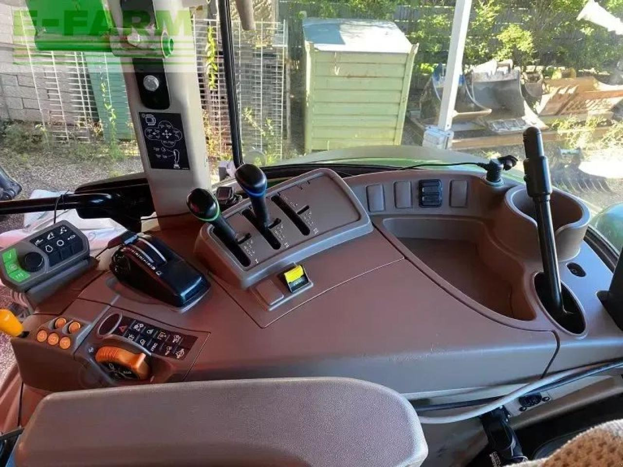 John Deere 5100r - Traktor: 5 kép. John Deere 5100r - Traktor: 5 kép.