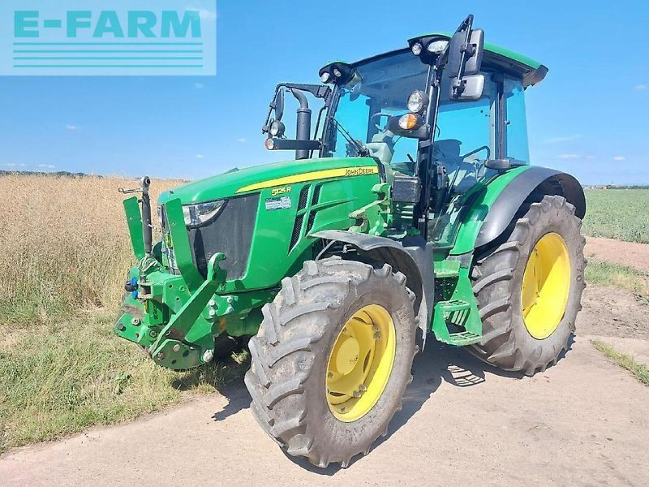 John Deere 5125r - Traktor: 1 kép. John Deere 5125r - Traktor: 1 kép.