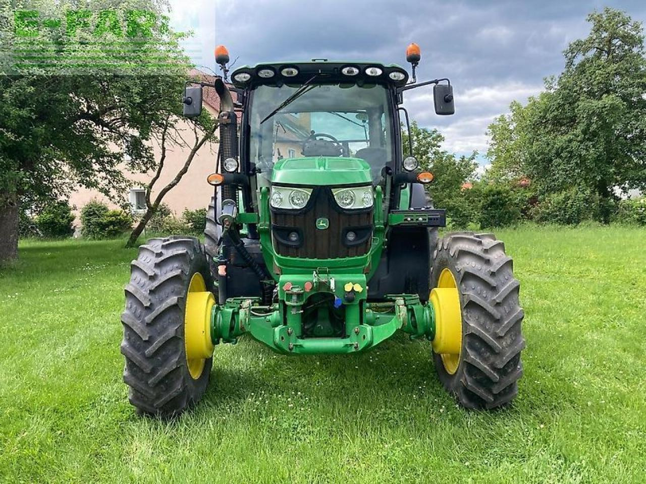 John Deere 6125r - Traktor: 4 kép. John Deere 6125r - Traktor: 4 kép.