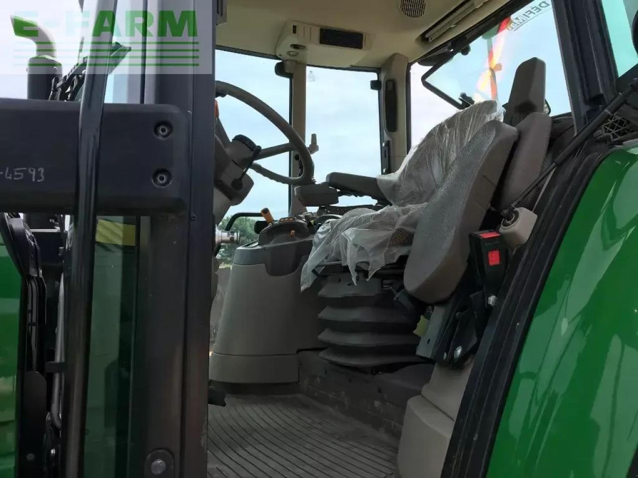 John Deere 6130 m - Traktor: 5 kép. John Deere 6130 m - Traktor: 5 kép.