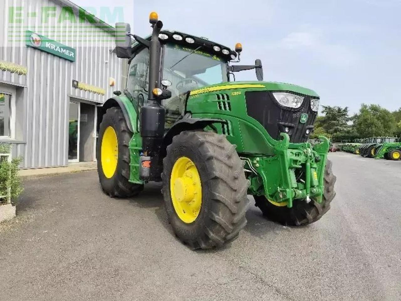 John Deere 6135r - Traktor: 1 kép. John Deere 6135r - Traktor: 1 kép.