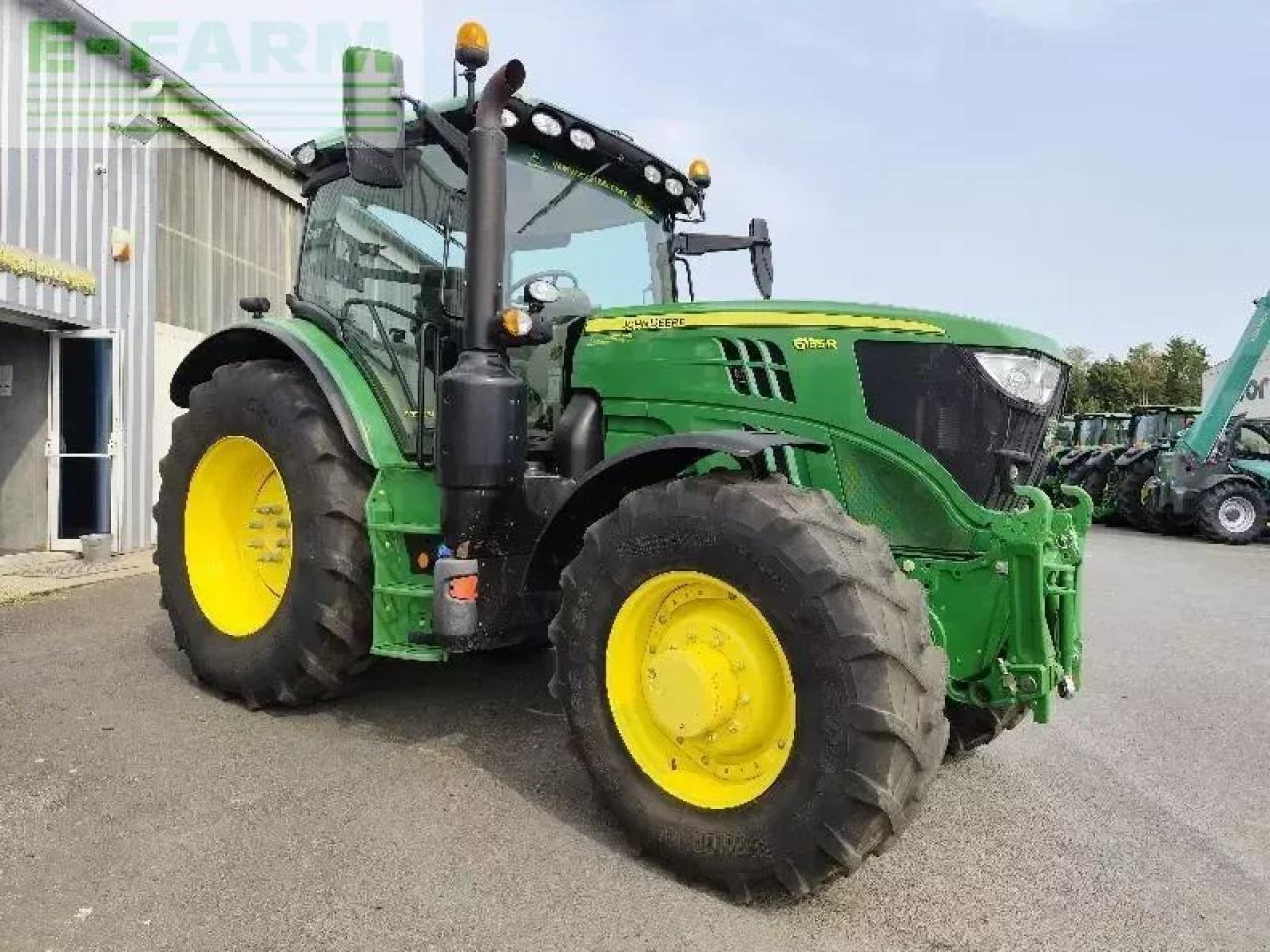 John Deere 6135r - Traktor: 2 kép. John Deere 6135r - Traktor: 2 kép.