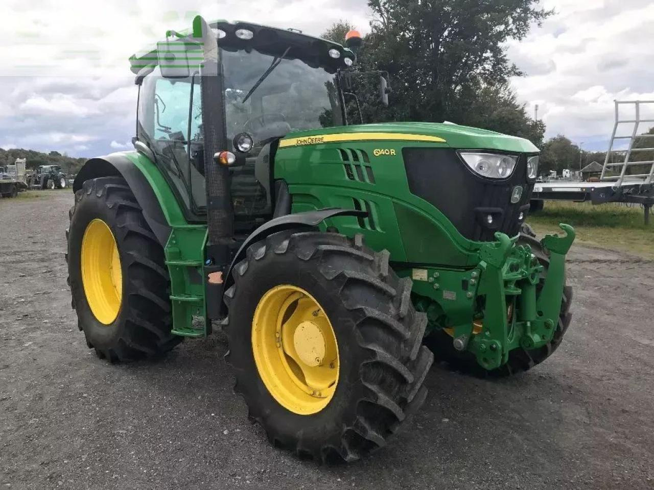 John Deere 6140 r - Traktor: 2 kép. John Deere 6140 r - Traktor: 2 kép.