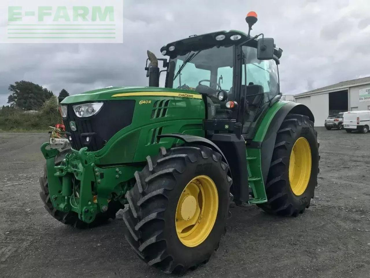 John Deere 6140 r - Traktor: 1 kép. John Deere 6140 r - Traktor: 1 kép.