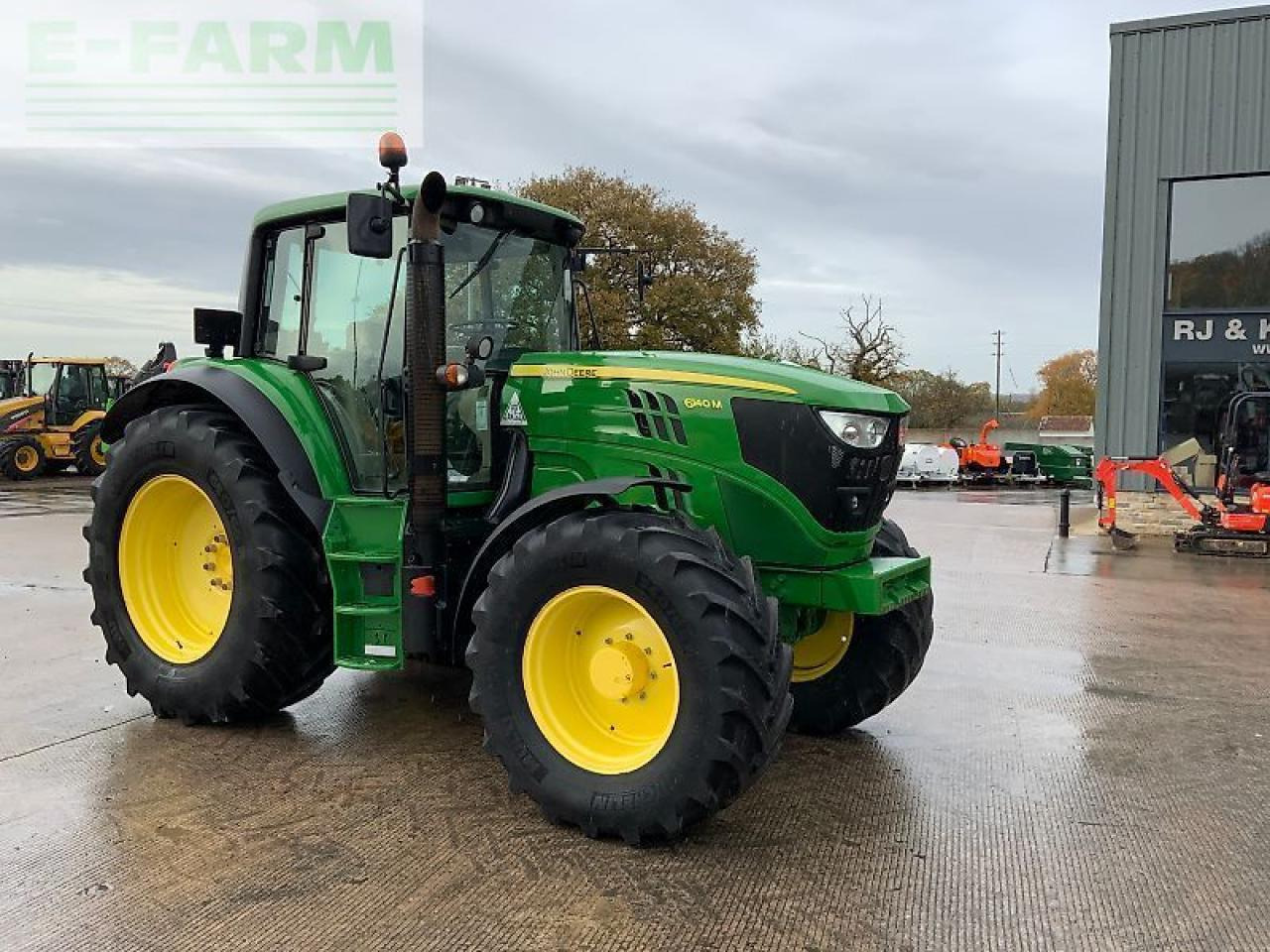 John Deere 6140m tractor (st24770) - Traktor: 3 kép. John Deere 6140m tractor (st24770) - Traktor: 3 kép.