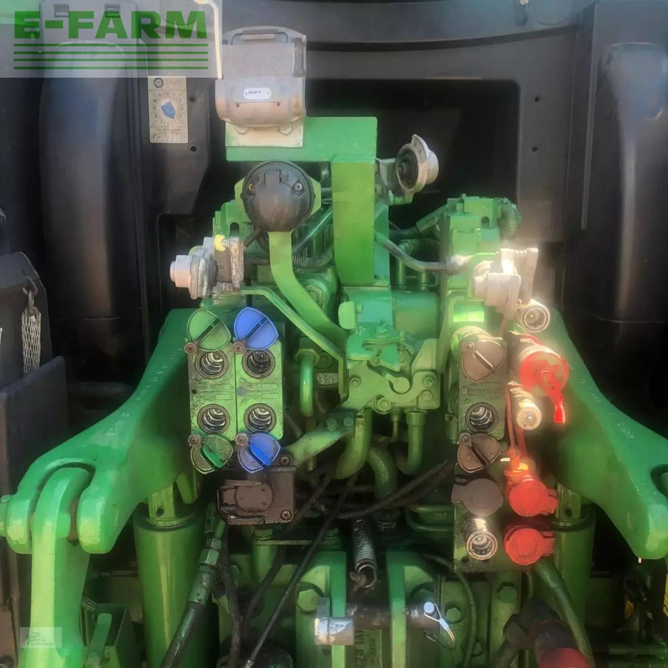 John Deere 6140r - Traktor: 5 kép. John Deere 6140r - Traktor: 5 kép.