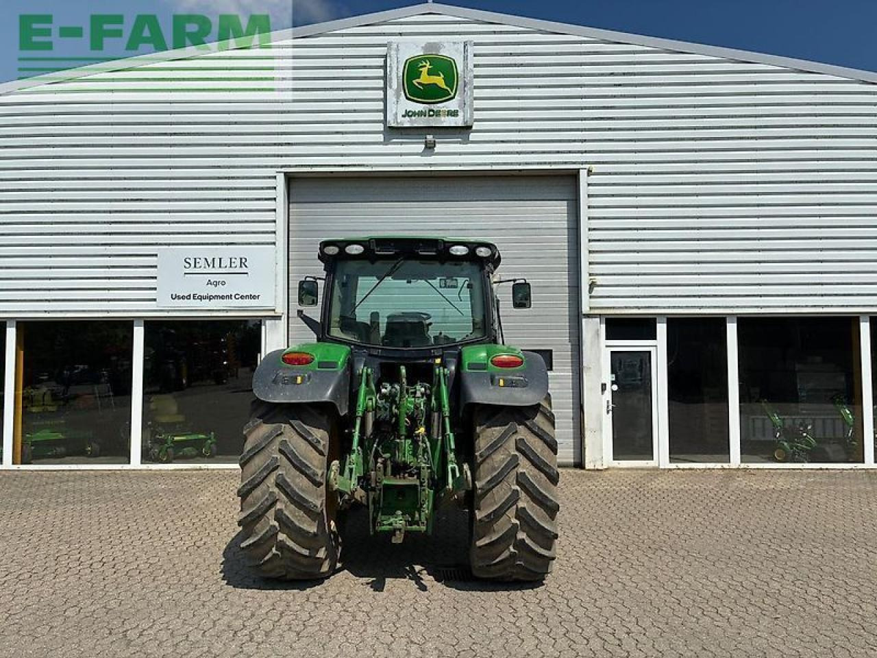 John Deere 6140r - Traktor: 2 kép. John Deere 6140r - Traktor: 2 kép.