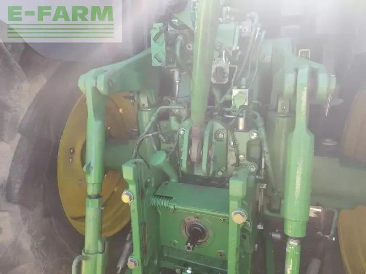 John Deere 6140r - Traktor: 5 kép. John Deere 6140r - Traktor: 5 kép.