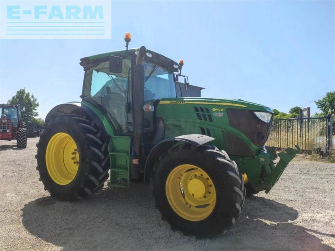 John Deere 6140r - Traktor: 2 kép. John Deere 6140r - Traktor: 2 kép.