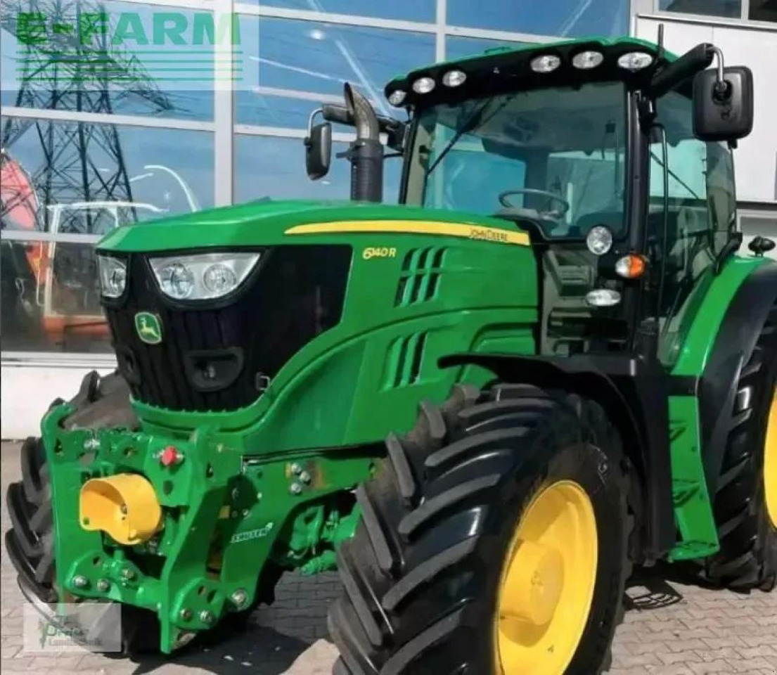 John Deere 6140r - Traktor: 1 kép. John Deere 6140r - Traktor: 1 kép.