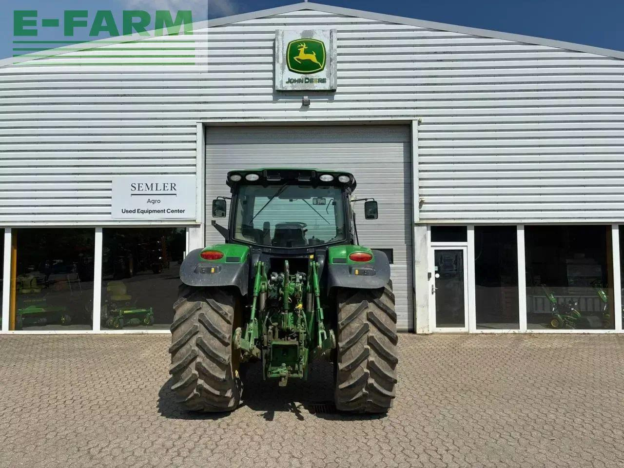 John Deere 6140r - Traktor: 2 kép. John Deere 6140r - Traktor: 2 kép.